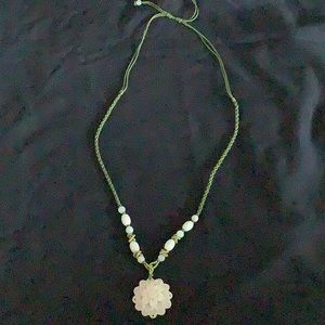 Woman fashion necklace